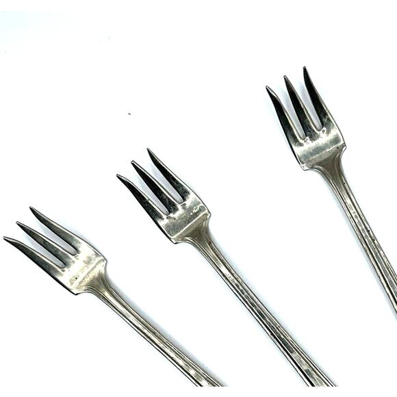 Vintage Federal Solid Nickel Silver Lot Set of 3 Olive pickle Forks cocktail - Picture 9 of 16